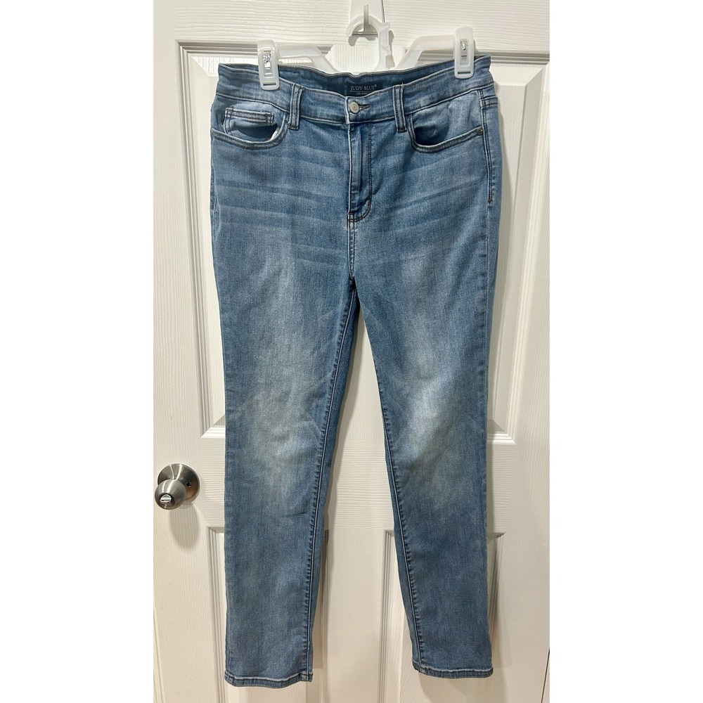 Judy Blue Womens Straight Fit Medium Wash Jeans Size 13/31 - Picture 2 of 8